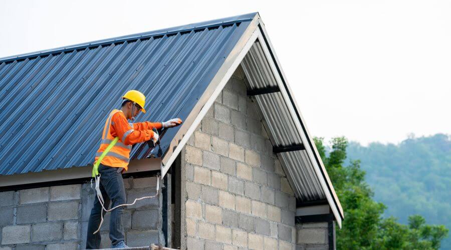 Professional gutter cleaning in Avoca, NY